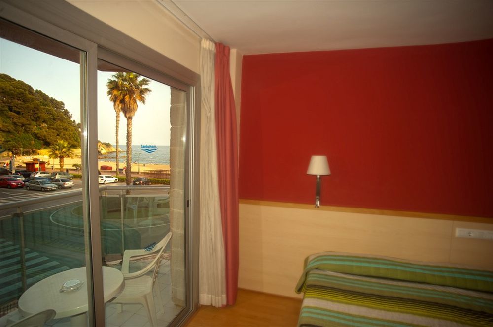 Hotel Surf Mar Lloret de Mar Esterno foto